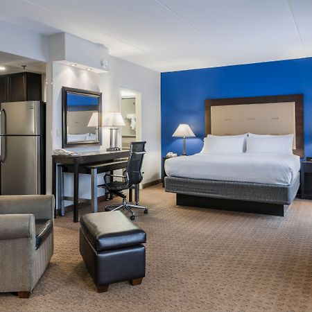 Holiday Inn Express & Suites Laurel Lakes By Ihg Zewnętrze zdjęcie