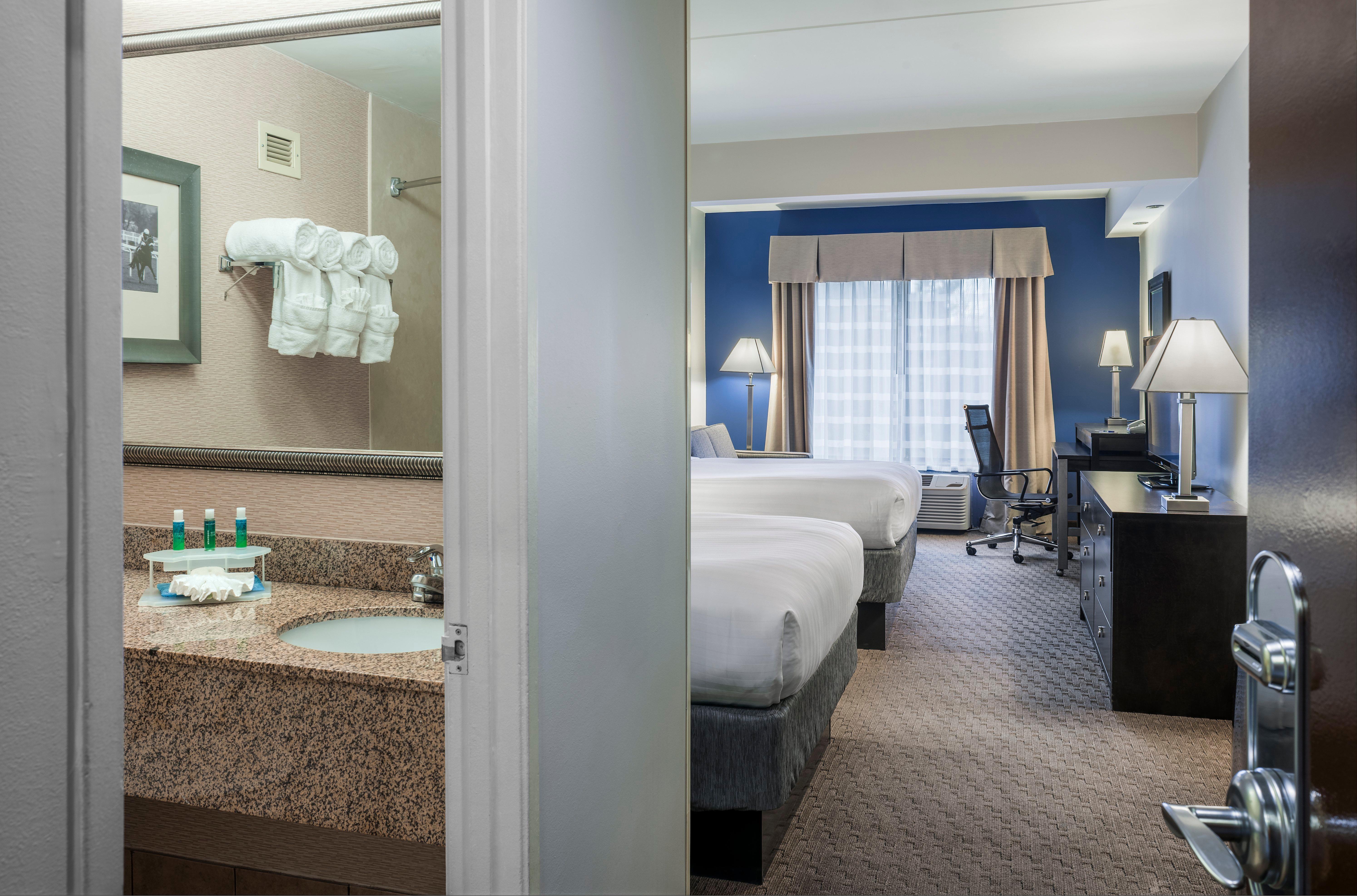 Holiday Inn Express & Suites Laurel Lakes By Ihg Zewnętrze zdjęcie